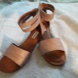 Women's Sandals
